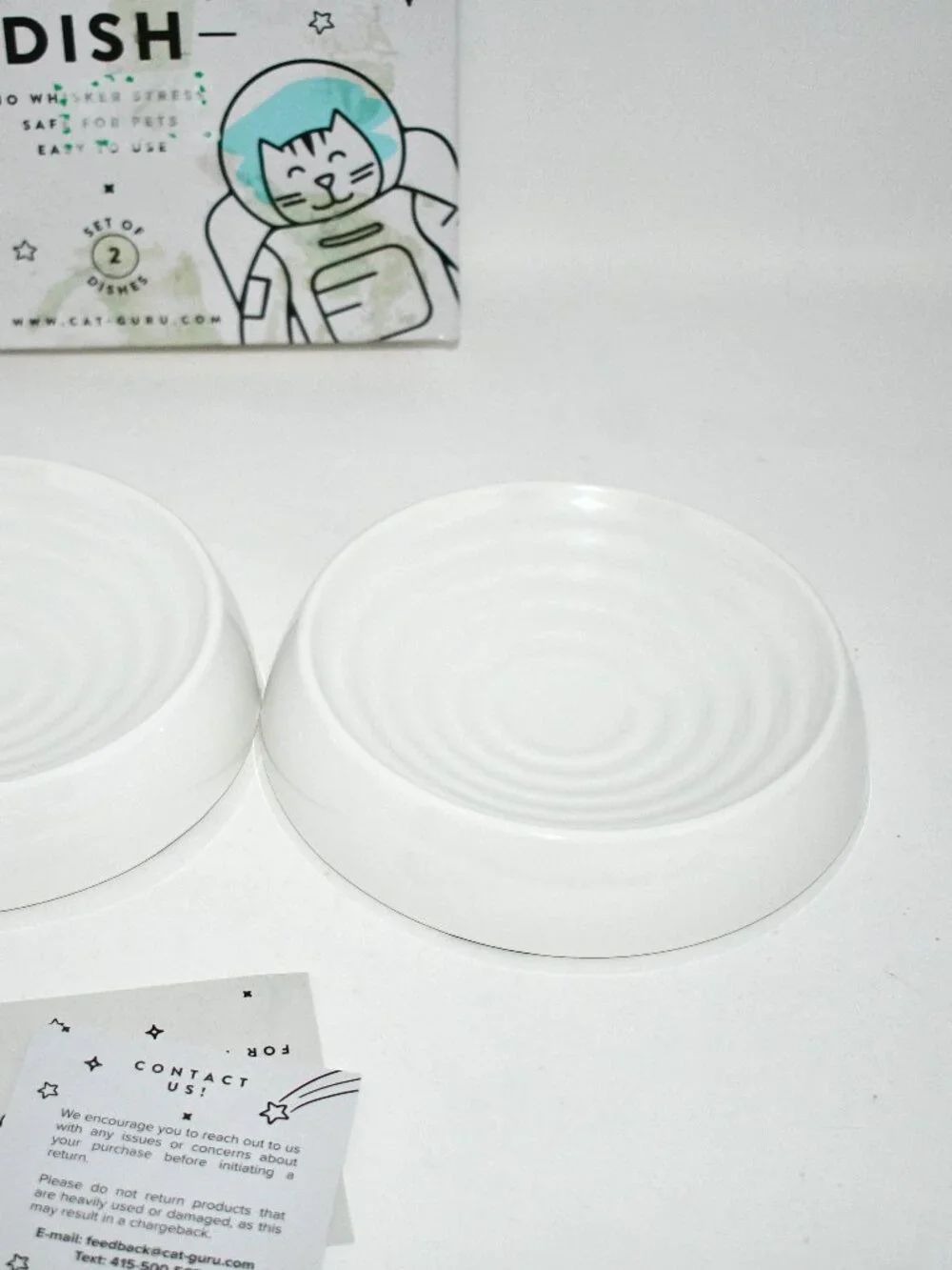 CatGuru Whisker Friendly Cat Bowls, Marshmallow, Set of 2, Melamine, NWT